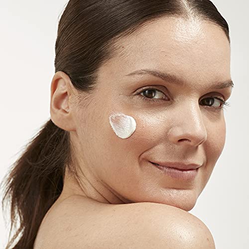 ELEMIS Clarifying Clay Wash, Clay-Based Face Cleanser to Deeply Cleanse, Purify and Balance, Purifying Facial Cleanser for Oily or Blemish-Prone Skin, Gentle Skin Cleanser, 150ml